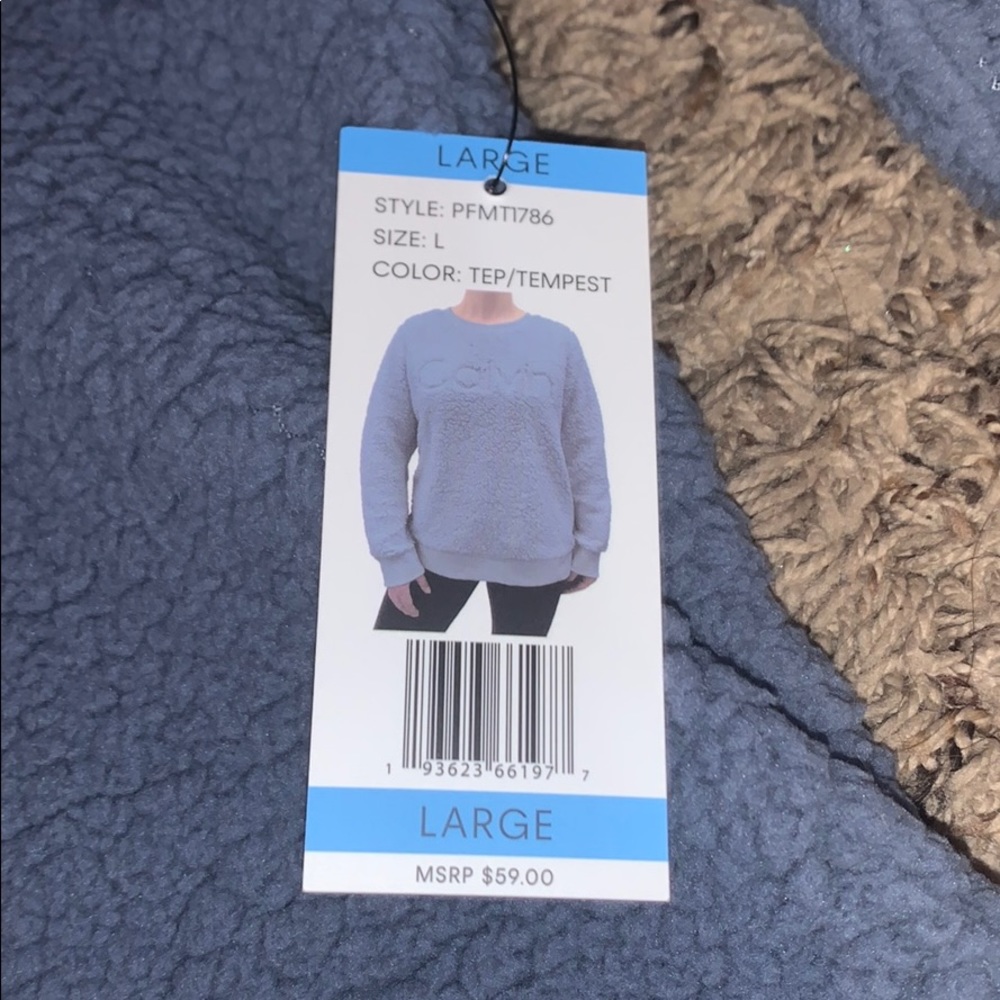 Calvin Klein pullover - Picture 2 of 5